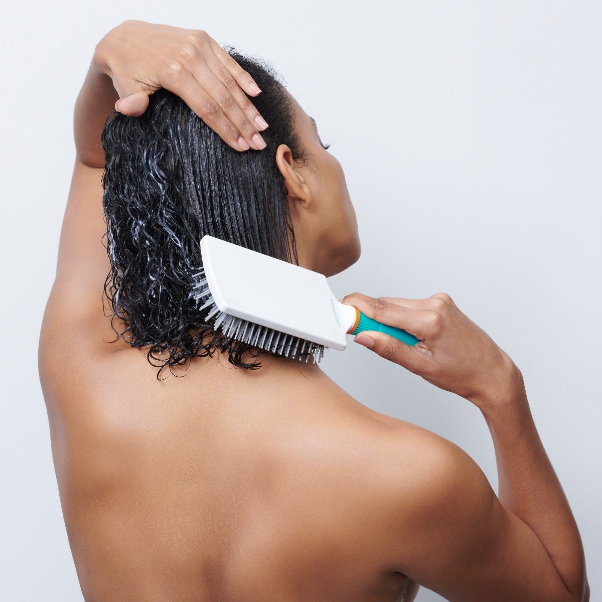MOROCCANOIL Paddle Brush lifestyle image
