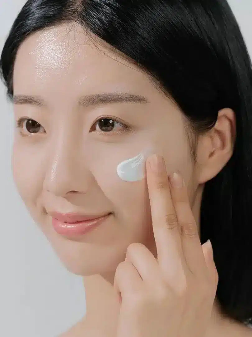 SKIN1004 Madagascar Centella Hyalu-Cica Water-Fit Sun Serum 50ml