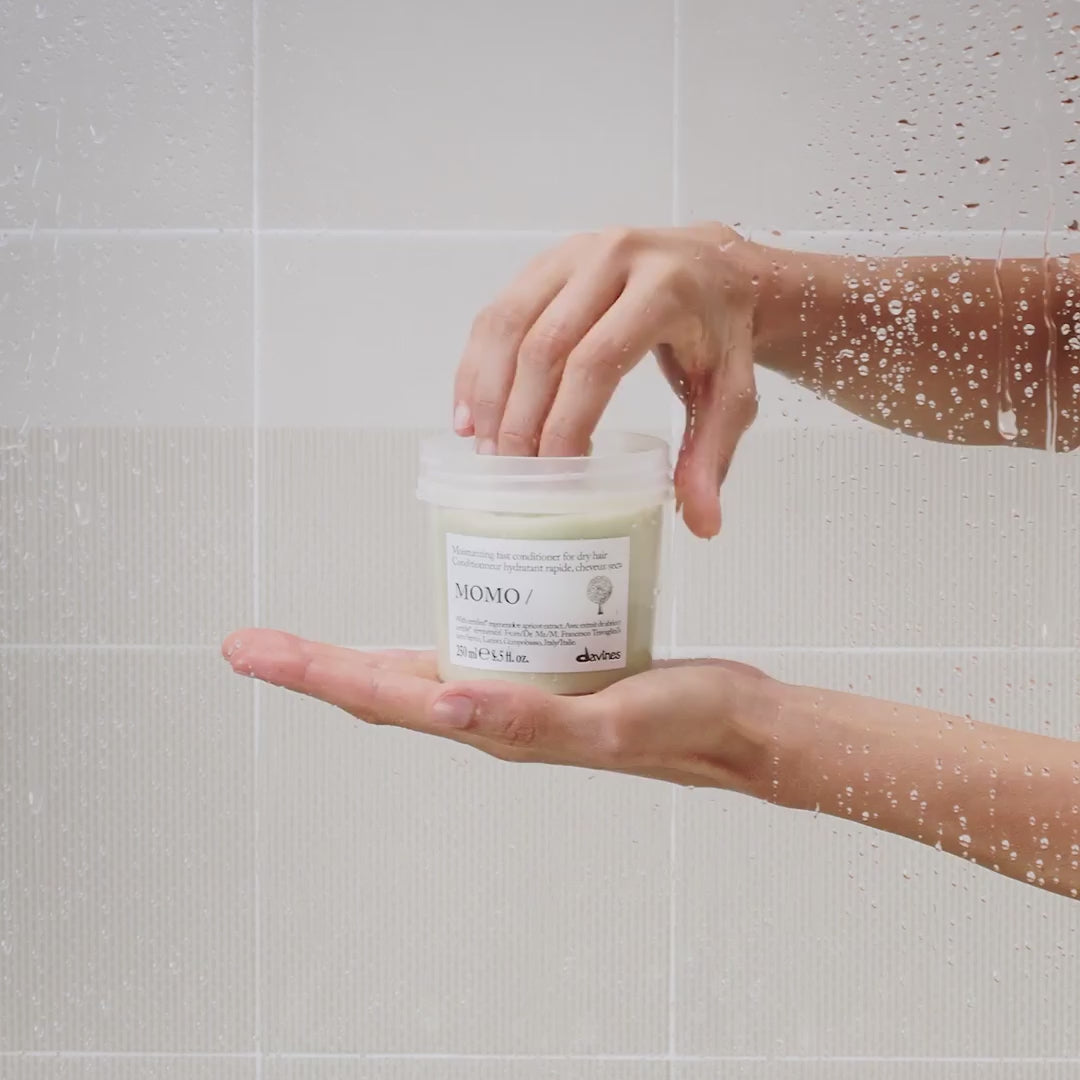 Load video: DAVINES MOMO Conditioner