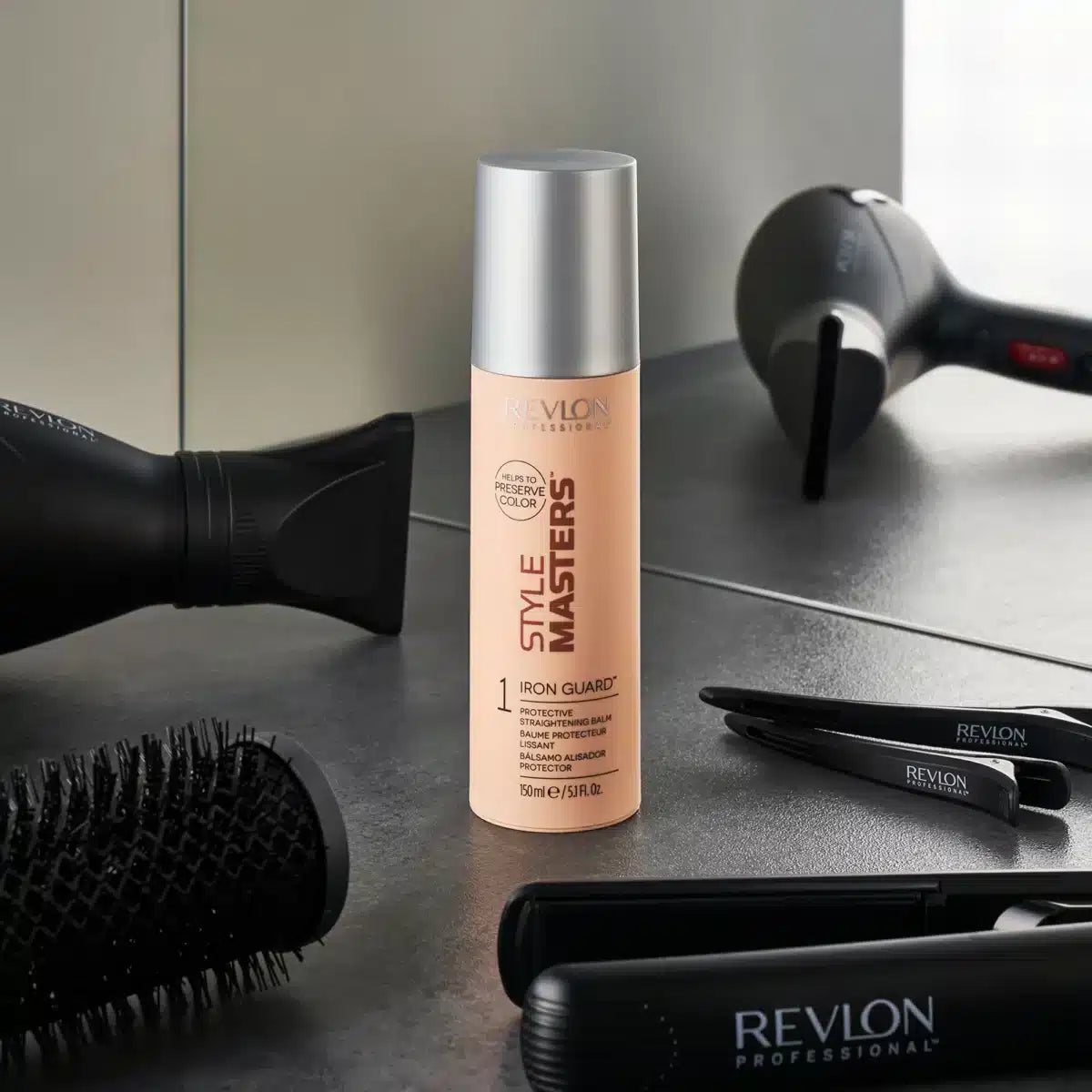 REVLON PROFESSIONAL Style Masters Smooth Iron Guard 150ml