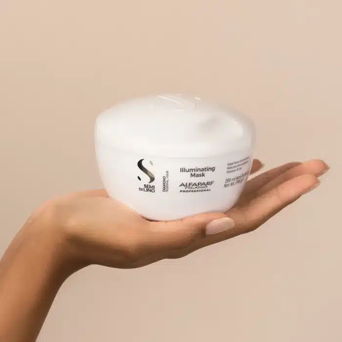 Semi Di Lino Illuminating Mask - Image 4
