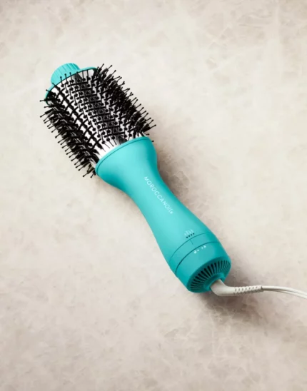 MOROCCANOIL EFFORTLESS STYLE 4-in-1 Blow-Dryer Brush | PeggyMou