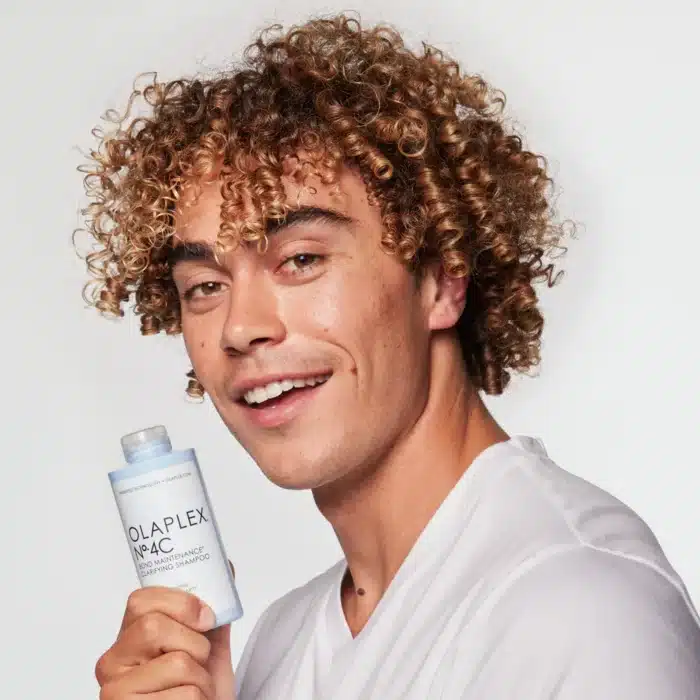 OLAPLEX No 4C Bond Maintenance Clarifying Shampoo 250ml  - Image 3