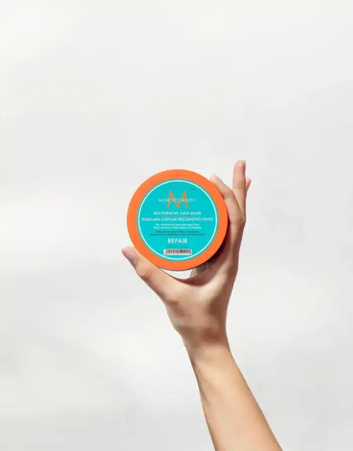 MOROCCANOIL Restorative Hair Mask - Image 4