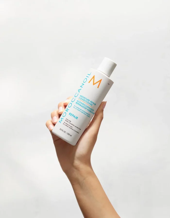 MOROCCANOIL Moisture Repair Conditioner - Image 4